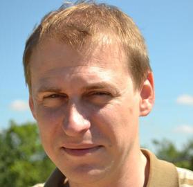 Дузєв Ростислав